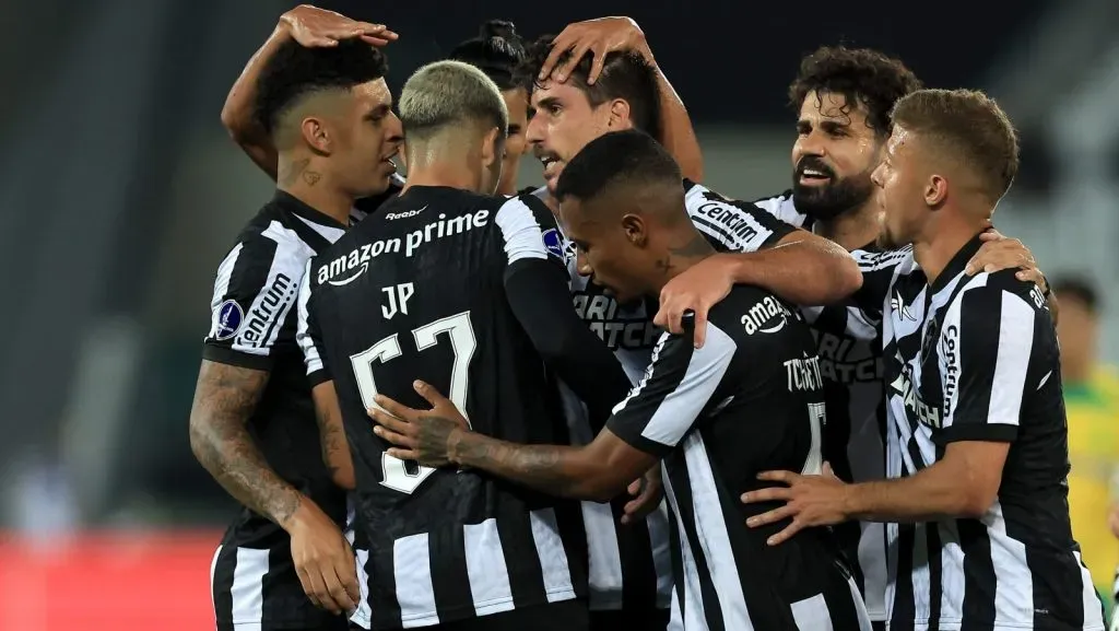 Grande nome do Botafogo interessa ao Corinthians. (Photo by Buda Mendes/Getty Images)