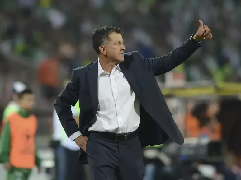 Juan Carlos Osório é o novo treinador do Athletico-PR – Foto: Marcos Ruiz / Getty Images