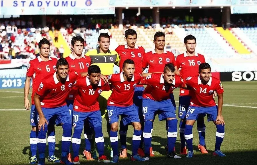César Fuentes con La Roja en Mundial Sub 20 de Turquía 2013 (Getty Images)