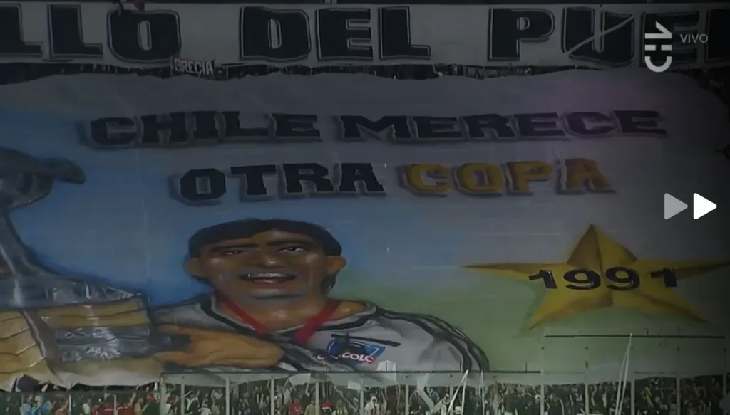 La bandera por la Copa Libertadores 1991. Foto: Chilevisión.