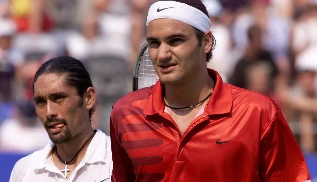 Marcelo Ríos junto a Roger Federer