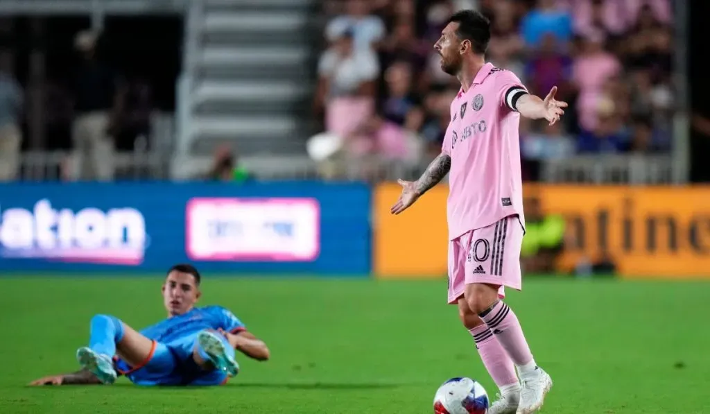 Lionel Messi se queja de una simulación en la MLS: Getty Images