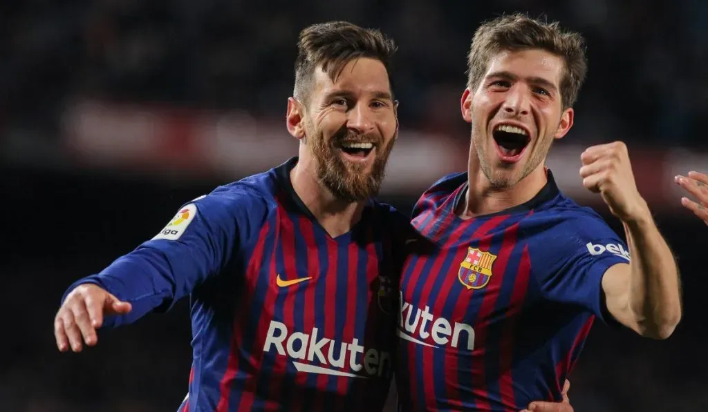 Lionel Messi y Sergi Roberto en Barcelona por 2019: IMAGO