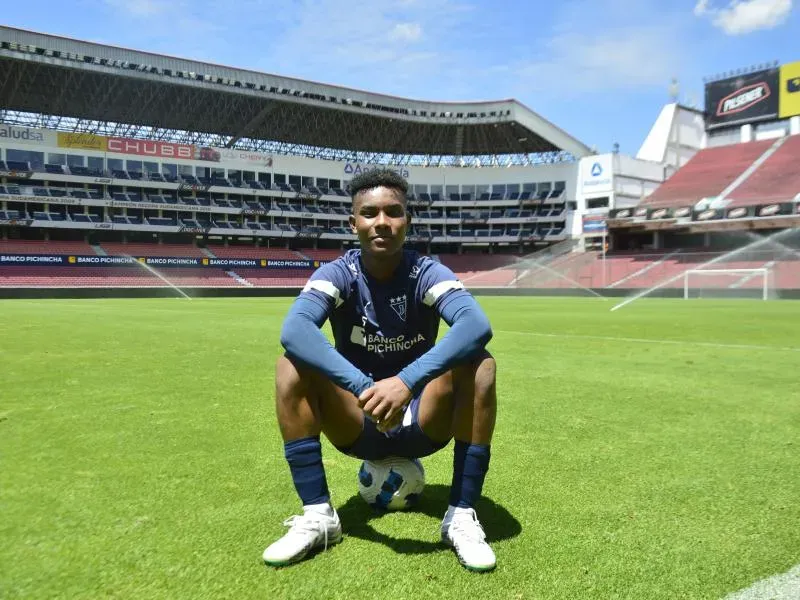 Óscar Zambrano lleva años en las inferiores de Liga de Quito.