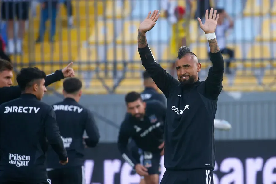 Arturo Vidal en el duelo entre Colo Colo vs Everton. Imagen: Sebastián Cisternas/Photosport