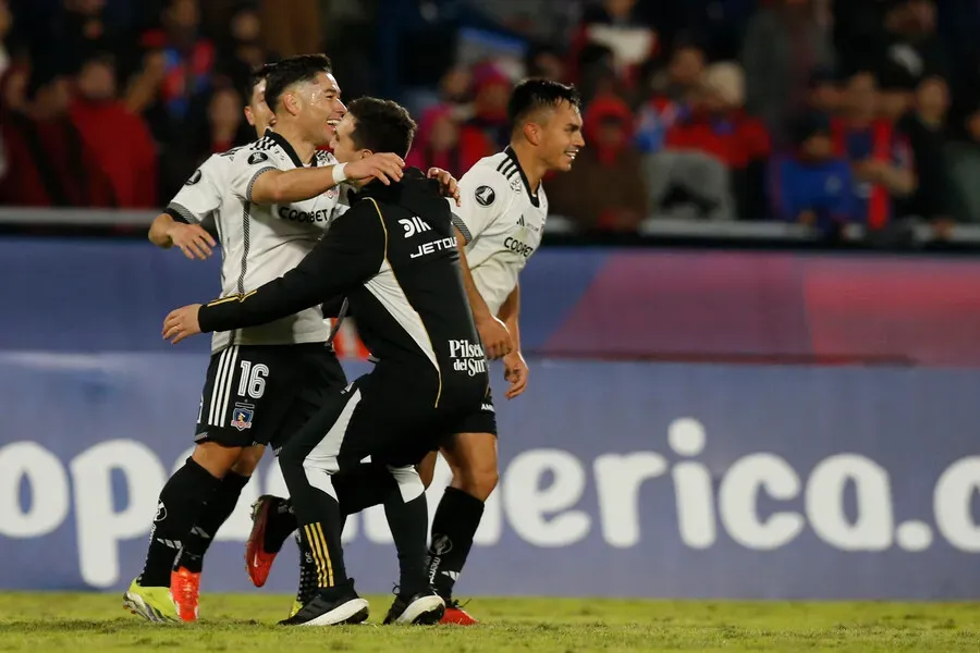 Colo Colo se juega grandes millones en Copa Libertadores. Imagen: Cesar Olmos/Photosport