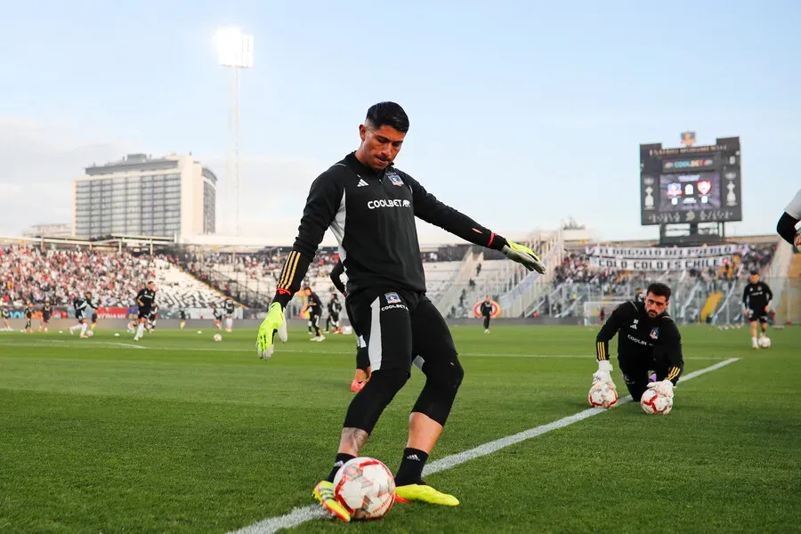 Brayan Cortés puede volver al equipo titular ante Junior. Imagen: Felipe Zanca /Photosport