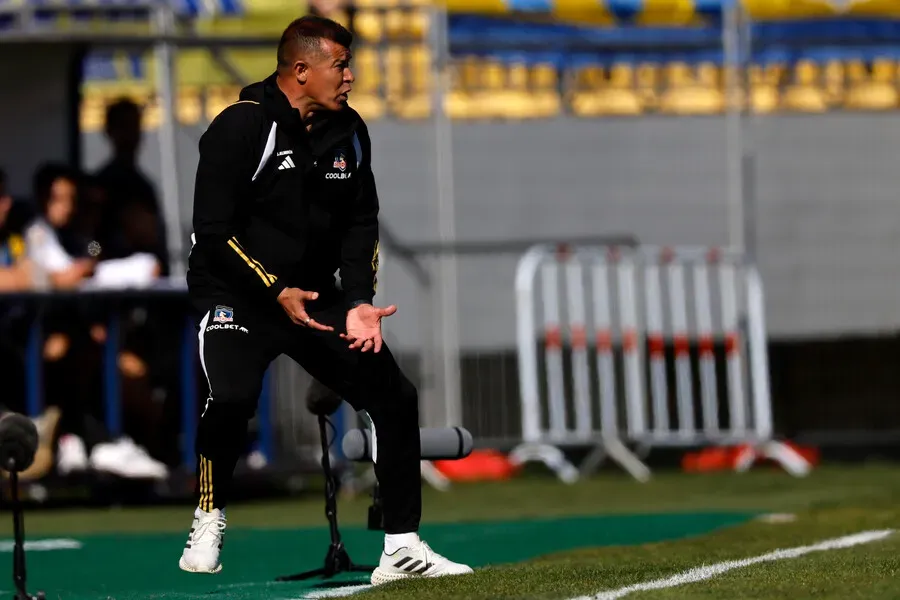 Jorge Almirón y los diferentes esquemas que ha aplicado en Colo Colo. Imagen: Andres Pina/Photosport