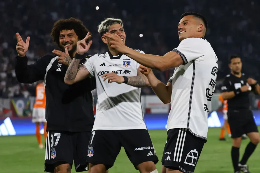 Colo Colo derrota por dos a cero a Cobresal. Imagen: Marcelo Hernandez/Photosport