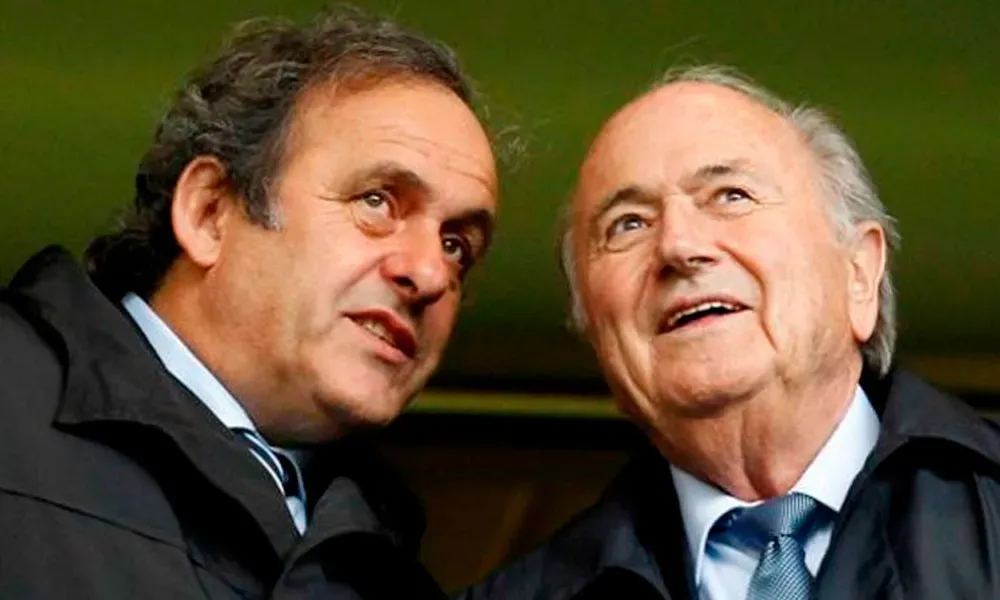 Blatter y Platini fueron absueltos nuevamente por la Justicia suiza en caso de fraude.