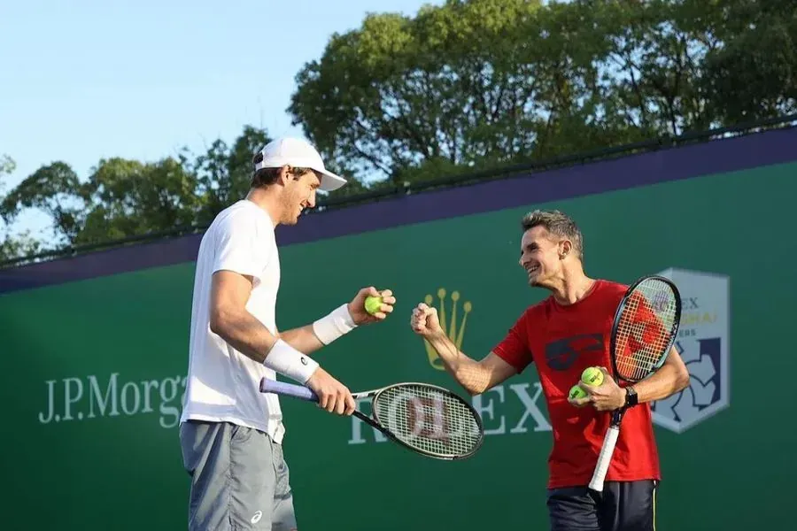 César Fábregas y Nicolás Jarry