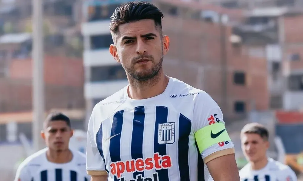 Carlos Zambrano, figura en la zaga de Alianza