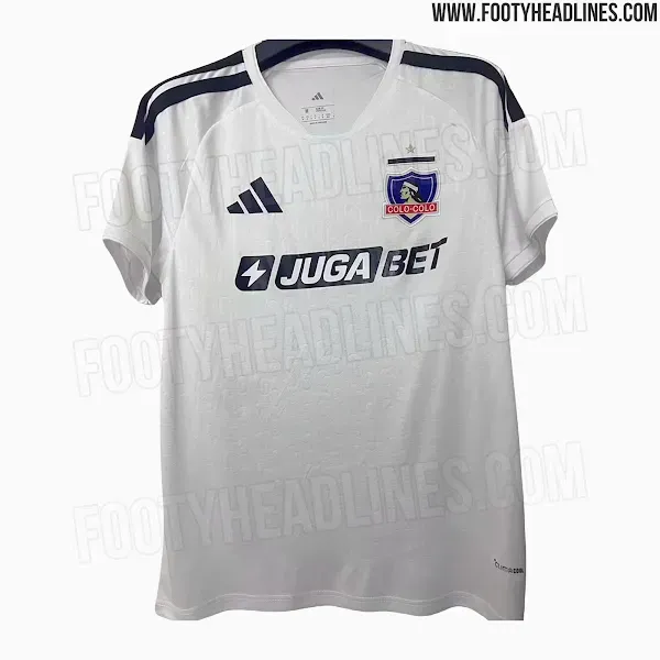 La nueva camiseta de Colo Colo para la temporada 2026. | Foto: Footy Headlines.