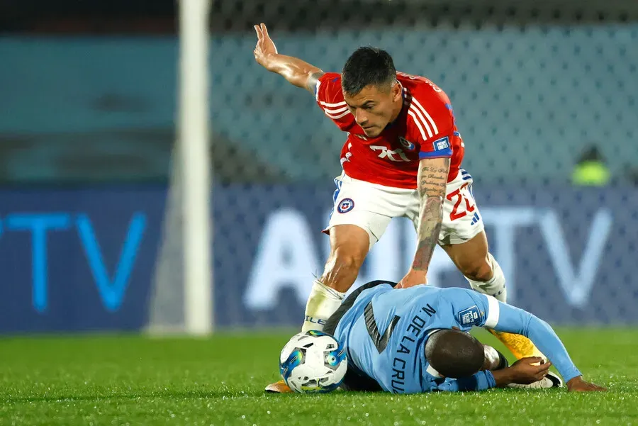 Charles Aránguiz se une a Universidad de Chile como nuevo jugador. | Crédito de la foto: Photosport