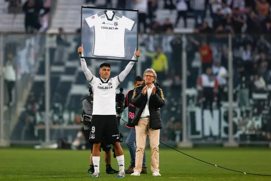 Colo Colo le dedica emotivo video a Damián Pizarro. Imagen: Felipe Zanca /Photosport