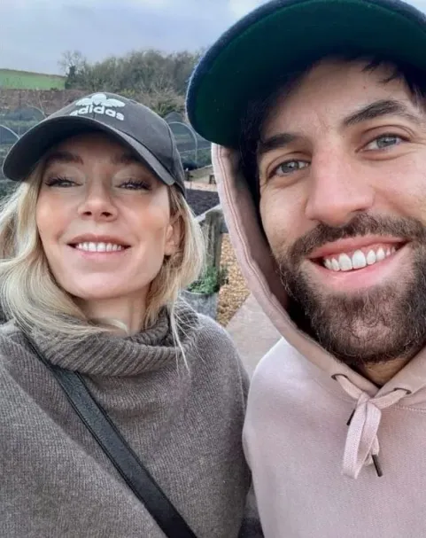 Vanessa Kirby and her boyfriend, Paul Rabil. (Source: @badpostkirby)