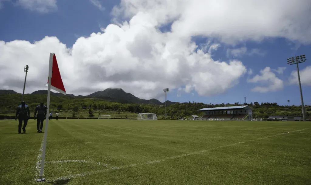 Este es el Estadio Blakes Estate de Montserrat y no se podrá usar.