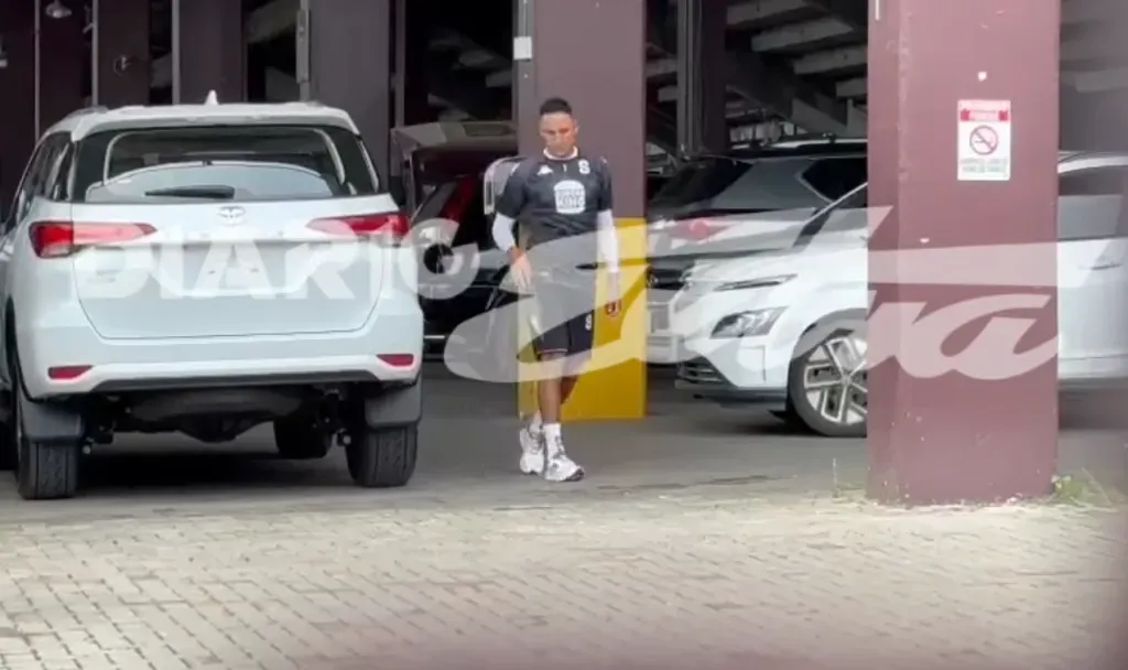 Las cámaras captaron a Keylor Navas (Diario Extra).