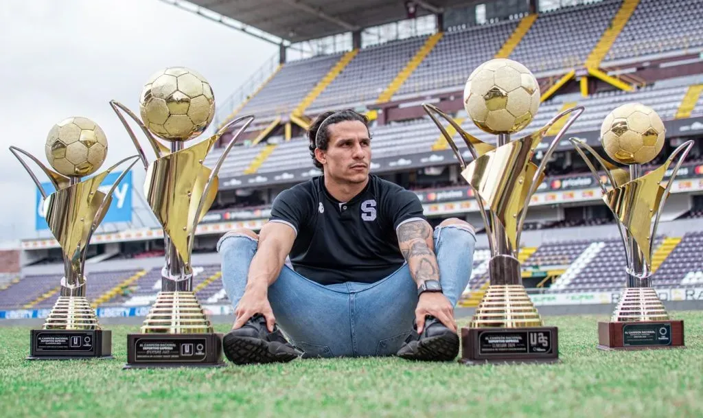 Luis Paradela – Deportivo Saprissa