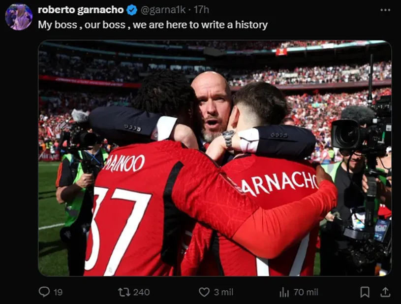 Uno de los posteos de Roberto Garnacho tras confirmarse la continuidad de ten Hag.