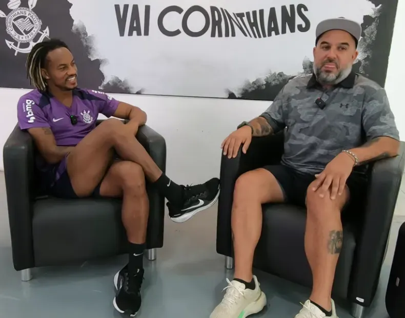 André Carrillo en la entrevista para EFDL-Contenidos (Foto: Captura Youtube).