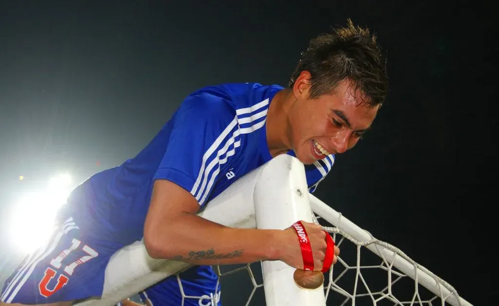 Eduardo Vargas se aleja de la U.
