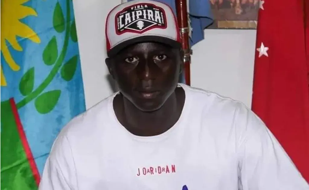 Issa Sane, el 5 de Cambaceres.