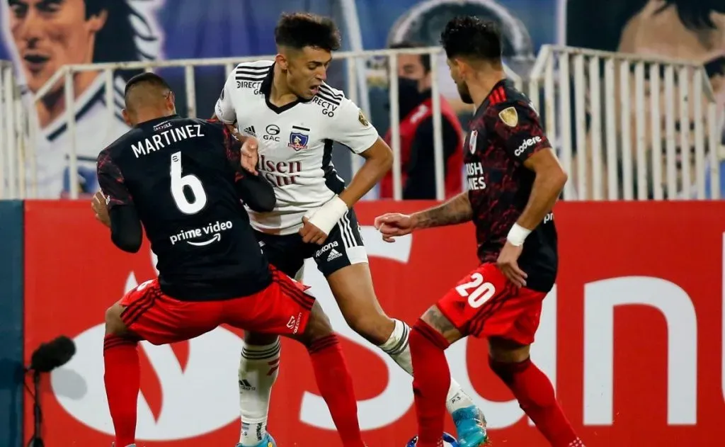 River y Colo Colo se verán las caras.