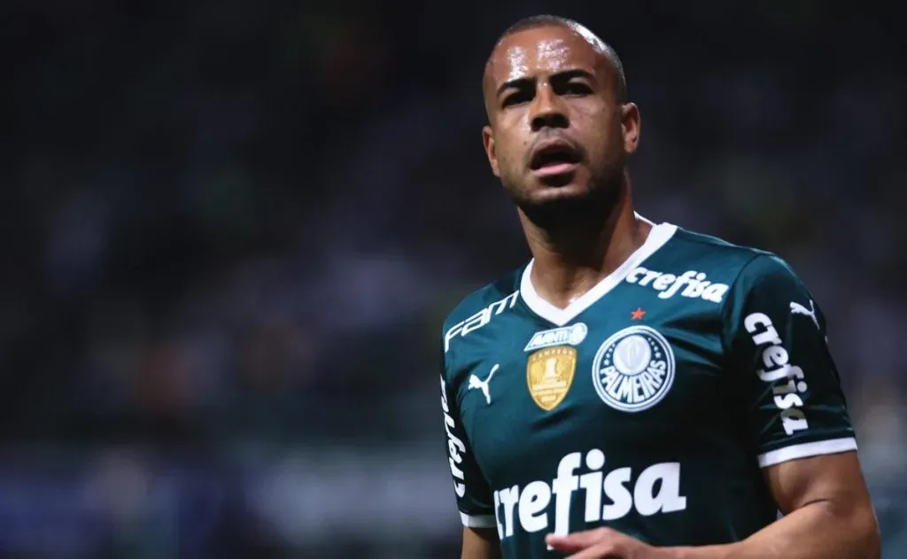 Mayke sofre com lesões musculares em 2024, mas tem contrato no Palmeiras por mais um ano – Foto: Ettore Chiereguini/AGIF