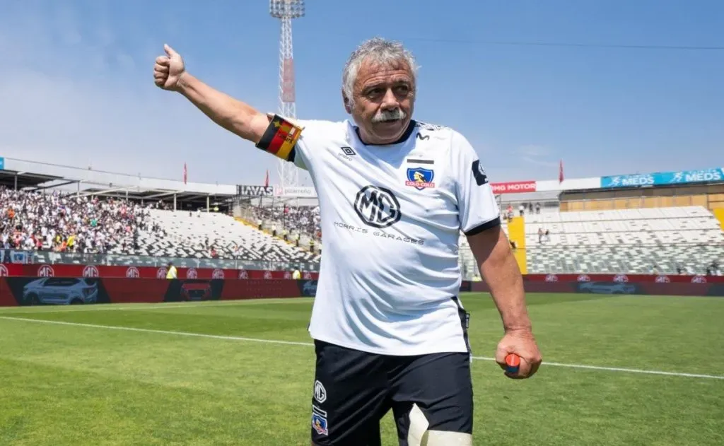 Carlos Caszely quiere ingresar a la comisión fútbol. Crédito: Guille Salazar, DaleAlbo.