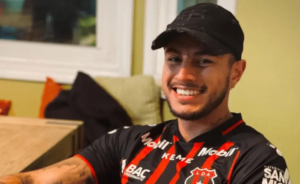 Matarrita jugó poco desde su regreso a Alajuelense.