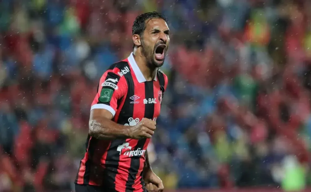 Celso Borges, otro bastión de Alajuelense que quieren retener. (Concacaf)