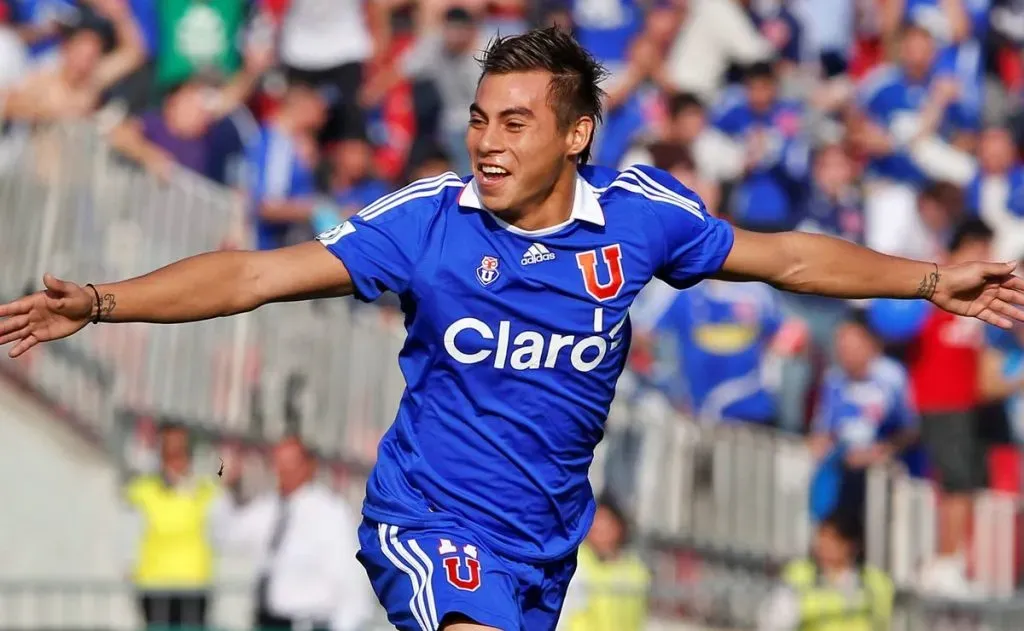 La U no se baja del sueño de Eduardo Vargas. Foto: Photosport.