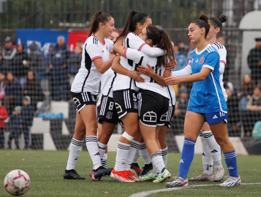 La sub 19 de Colo Colo Femenino goleó 5-1 a la U en el Monumental | Foto: Colo Colo Femenino