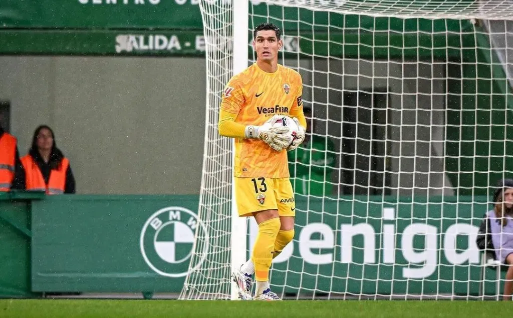 Matías Dituro fue una de las tantas opciones que barajaron en la directiva de Blanco y Negro para reemplazar a Brayan Cortés.