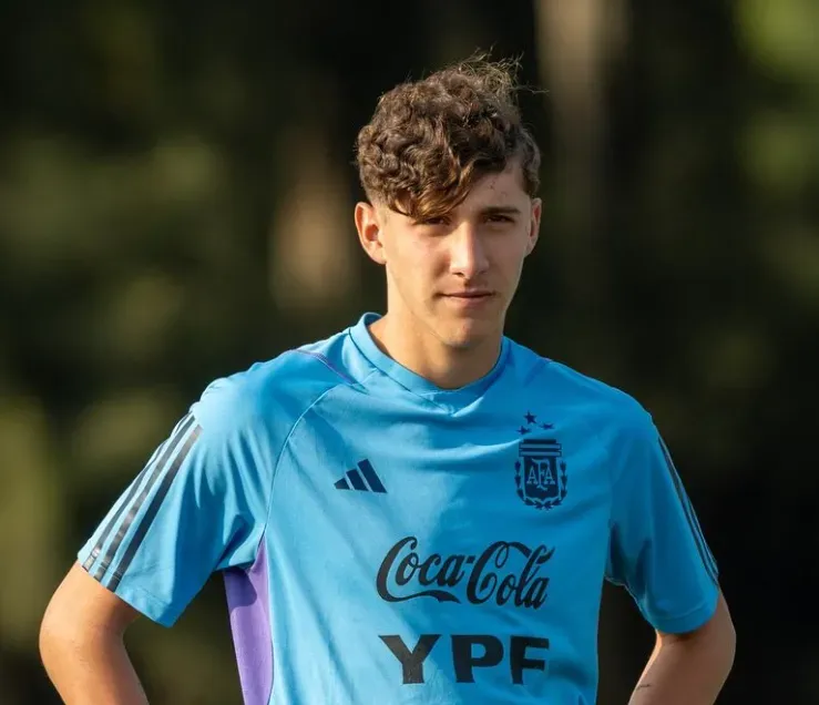 Scarlato con la Selección Argentina. (Foto: @lucaa.scarlato).