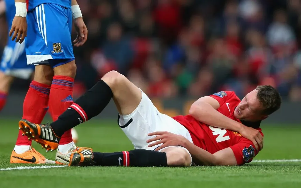 Las lesiones acabaron con la prometedora carrera de Phil Jones (Photo by Alex Livesey/Getty Images)