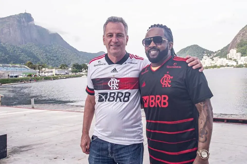 Flamenguista ‘doente’, Xande irá torcer para o Flu na final da Libertadores – Foto: Marcelo Cortes/CRF