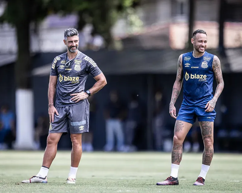 Neymar em treino no CT Rei Pelé. Foto: Raul Baretta/Santos FC