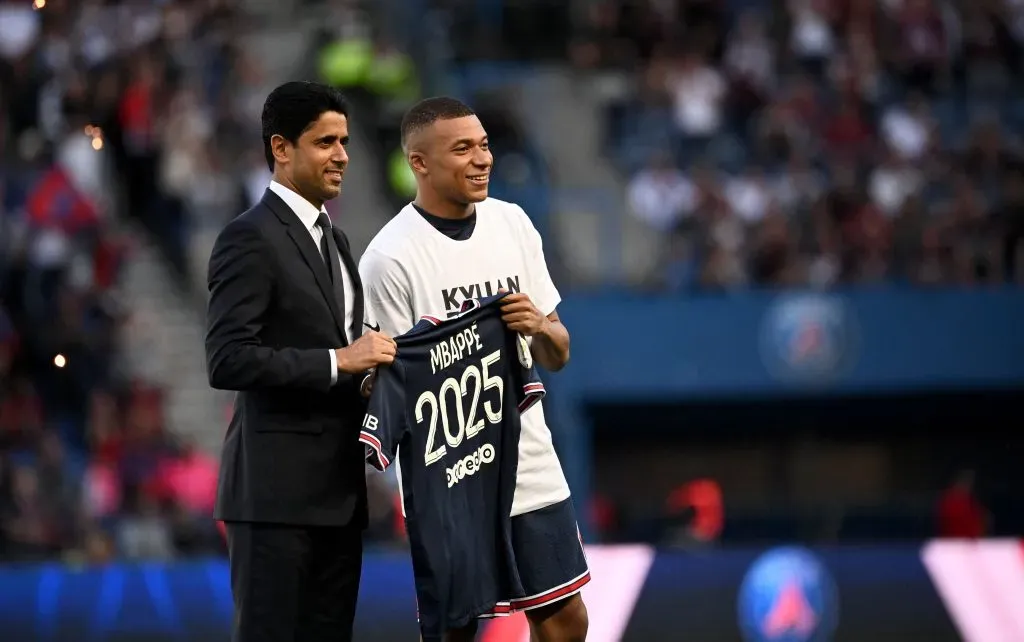 La renovación en 2022 fue el último contrato de Mbappé con el PSG, su tiempo en Paris llegará a su fin en julio. (Photo by ANNE-CHRISTINE POUJOULAT/AFP via Getty Images)