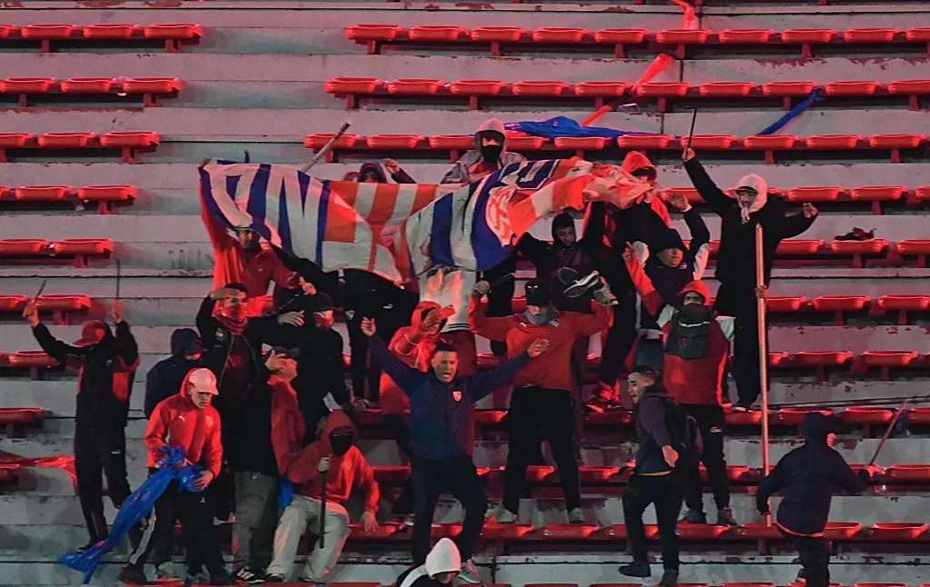 Los hinchas de Independiente, causantes de la barbarie de Avellaneda