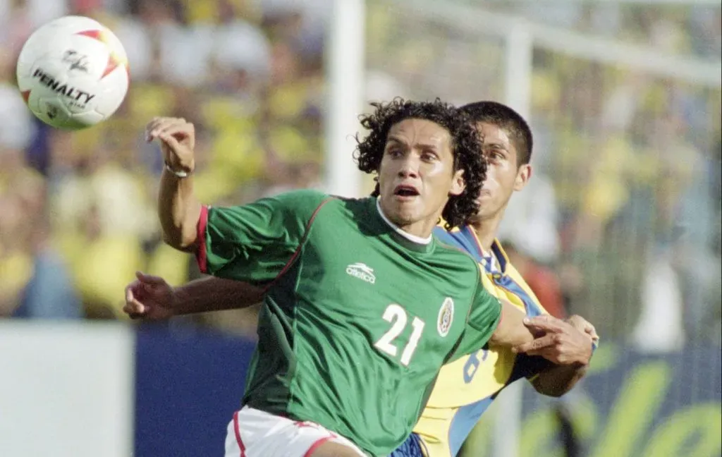 En 2001, México perdió su segunda final de Copa América, frente a Colombia (Getty Images)