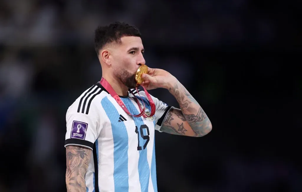 Otamendi llevará la cinta contra Paraguay. (Foto: Getty Images)