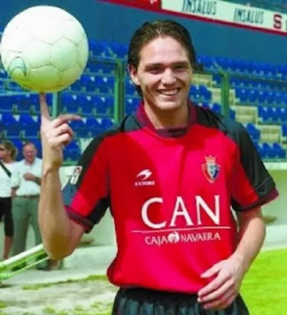 Olarra en su presentación en el Osasuna.