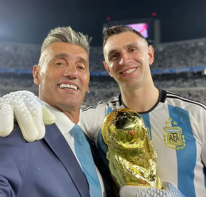 Para Goyco, Dibu es el mejor arquero de la historia de la Selección Argentina y uno de los cinco mejores sin distinción de puesto.