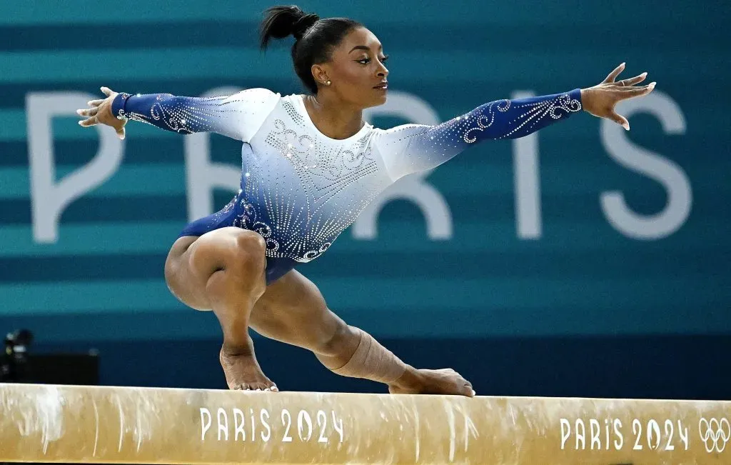 Simone Biles finalizó su participación en París 2024 con tres oros y una plata. (Imago)