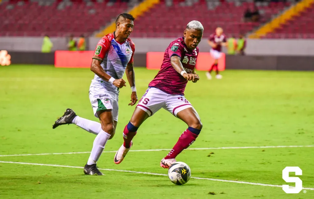 El 24 de julio, Saprissa venció 3-1 a Guanacasteca en “La Cueva” con los goles de Orlando Sinclair, Mariano Torres y Luis Díaz. Para los visitantes descontó José Córdoba. (Foto: Saprissa)