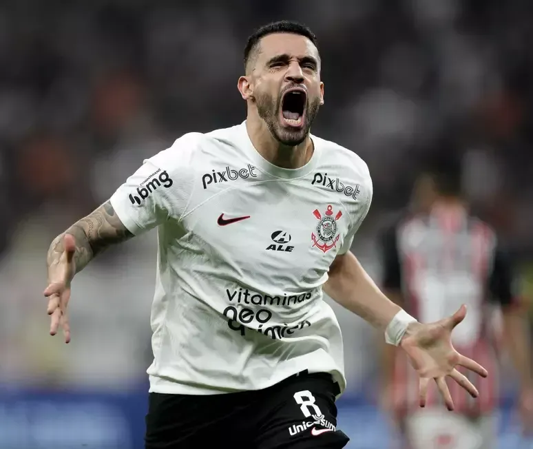 Renato Augusto em ação pelo Corinthians – Foto: Rodrigo Coca/Agência Corinthians