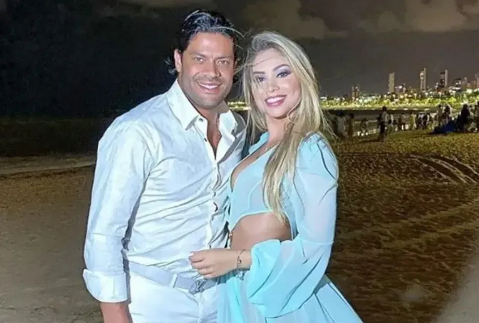 Hulk junto a Iran, la madre de sus tres primeros hijos.