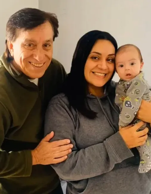 Cóndor Rojas en familia con su hija